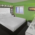 Cabana Suites At El Cortez